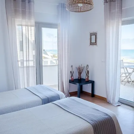 Pksc Surf House * Peniche