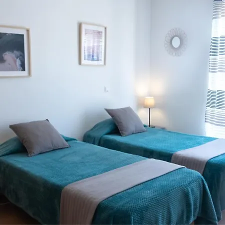 Pksc Surf House Peniche