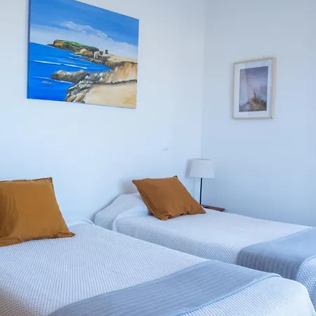 Pksc Surf House * Peniche