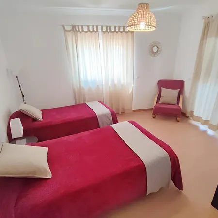 Pensionat Pksc Surf House Peniche