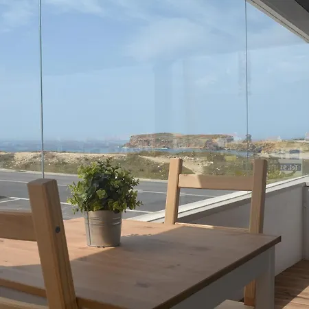 Gasthof Pksc Surf House Peniche