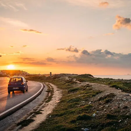 Pksc Surf House Peniche