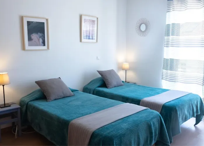 Pksc Surf House Peniche