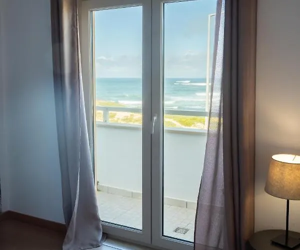 Pksc Surf House Гостевой дом Пениши